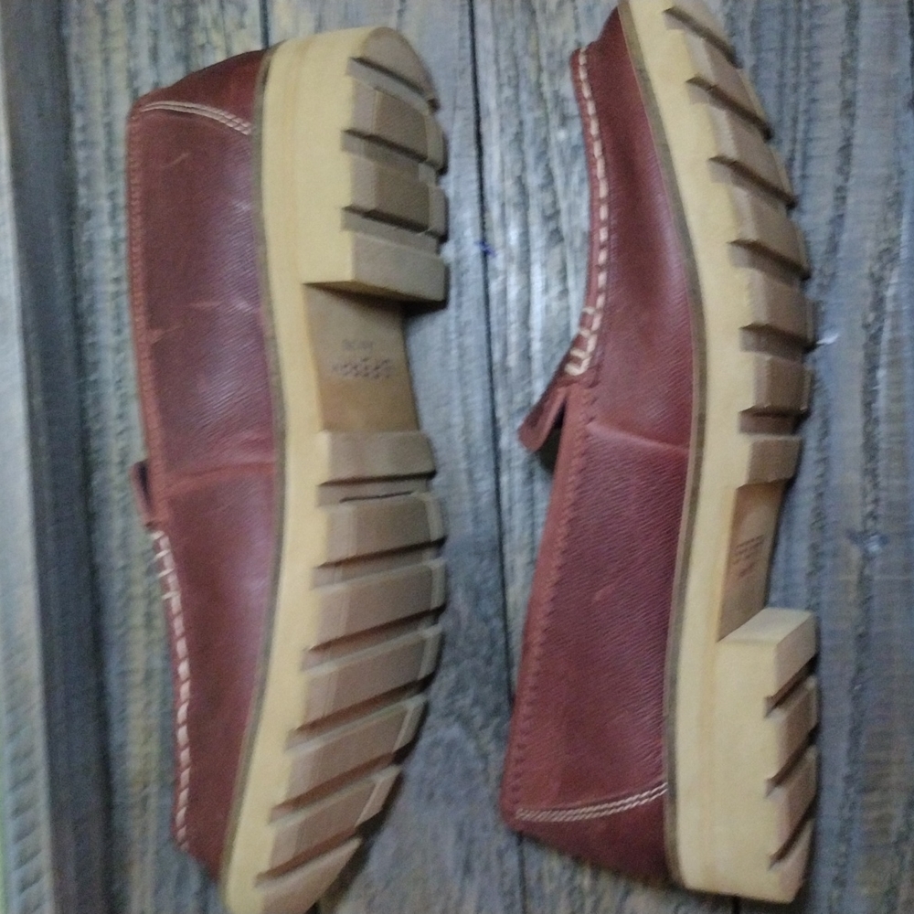 Sperry Chestnut Brown Leather Lug-Soled Loafers - Picture 9 of 11